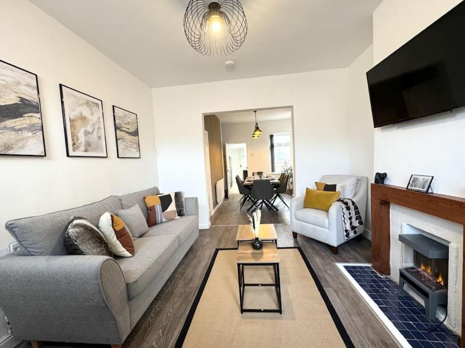 Stylish Home In York - Free Wifi & Parking - Close To Racecourse & City Centre Exterior foto