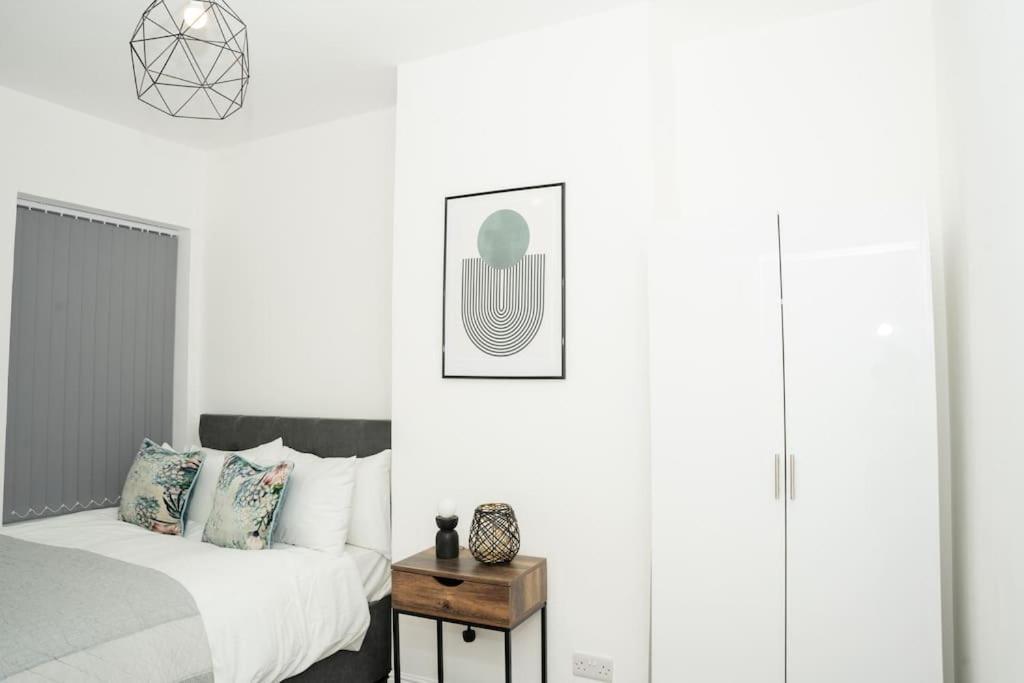 Stylish Home In York - Free Wifi & Parking - Close To Racecourse & City Centre Exterior foto
