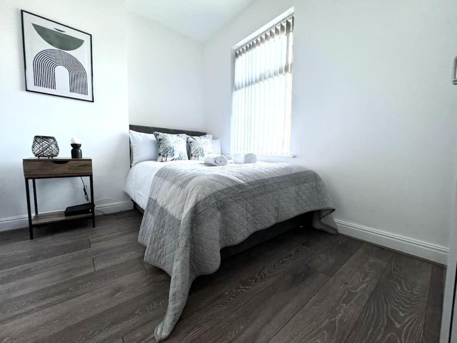 Stylish Home In York - Free Wifi & Parking - Close To Racecourse & City Centre Exterior foto